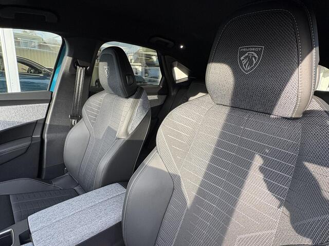 Peugeot 3008 1.2 Hybrid 145 GT | Elektr. achterklep | Stoel- & stuurverwarming | Keyless Entry | Adaptieve Cruise Control | Navigatie | Achteruitrijcamera