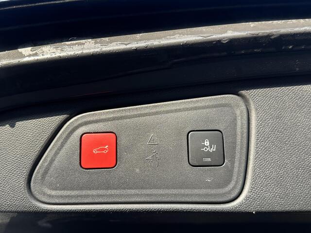 Peugeot 3008 1.6 HYbrid4 300 GT Pack Business | BLACK PACK | PANO DAK | APPLE CARPLAY / ANDROID AUTO | AFN. TREKHAAK | FOCAL AUDIO | 300 PK! | MEM. STOEL MET MASSAGE |