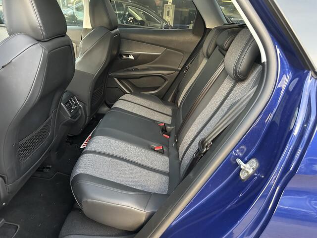 Peugeot 3008 1.2 Turbo 130PK Blue Lease Premium Avantage | Automaat | elektrisch verstelb. bestuurdersstoel met geheugen | Elektrische Achterklep | Stoelverwarming | Panoramisch schuif/kanteldak | Full LED Verlichting | Keyless Entry | Navigatie | Digitaal Dashboard |