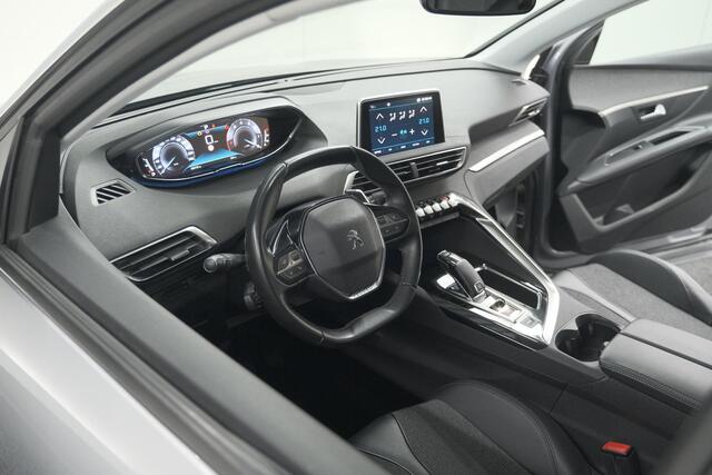 Peugeot 3008 PureTech 130 EAT8 GT Line | Trekhaak | Camera | Navigatie | Apple Carplay | Parkeersensoren