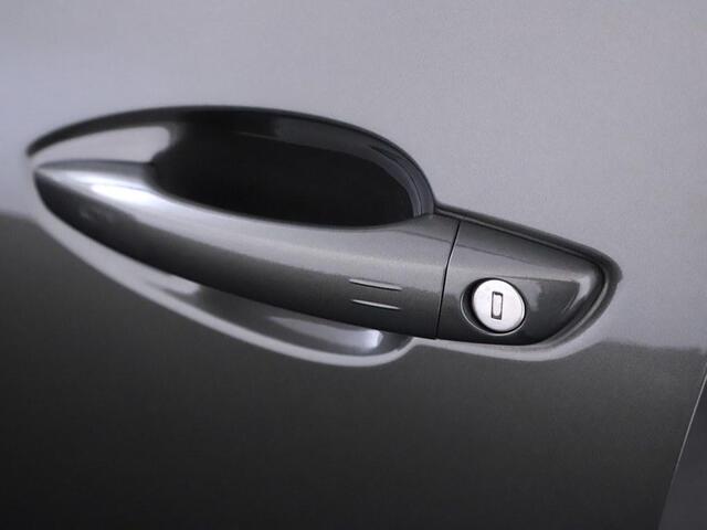 Peugeot 3008 1.6T 180PK Blue Lease Premium Leder/Camera/Nav