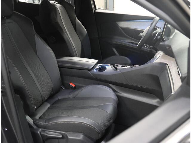 Peugeot 3008 1.6 HYbrid4 300PK GT | AppleCarPlay/AndroidAuto | 4x4! | Navigatie | Stoelverwarming | Schuifkanteldak | Adaptive Cruise Control | Keyless | FULL LED | 360'Camera | Isofix | Privacy Glass | Elektrische Klep |