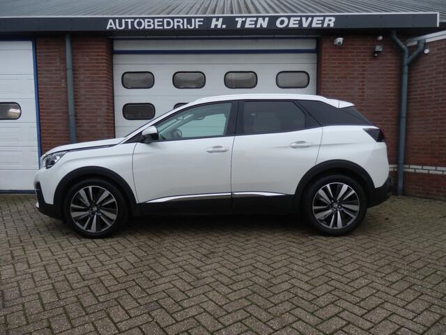 Peugeot 3008 1.2 PURETECH ALLURE trekhaak/19inch alu/airco