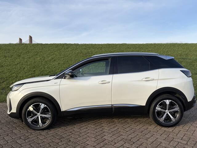 Peugeot 3008 1.6 PureTech GT Alcantara | Massagestoel | Pano | Camera achter | Nightvision