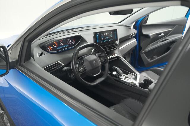 Peugeot 3008 PureTech 130 EAT8 Allure | Camera | Dodehoekdetectie | Navigatie | Apple Carplay | Parkeersensoren