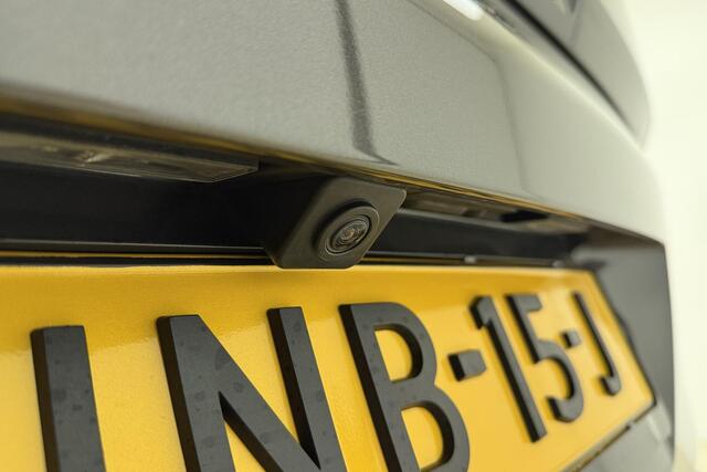 Peugeot 3008 1.2T 130pk GT | Achteruitrijcamera | Parkeersensoren V+A | Cruise & Climate control | Navi | Apple Carplay / Android Auto