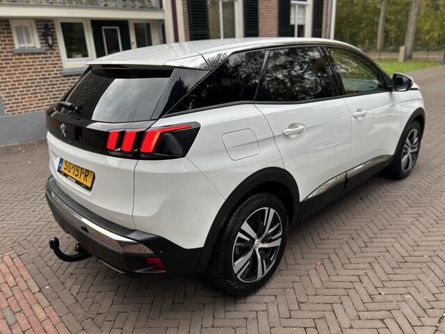 Peugeot 3008 1.2 130pk Automaat Allure Navi, Carplay, Trekhaak, Camera