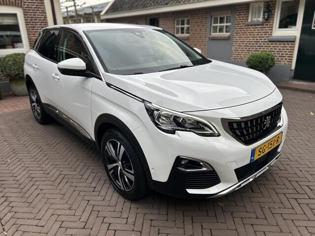 Peugeot 3008 1.2 130pk Automaat Allure Navi, Carplay, Trekhaak, Camera