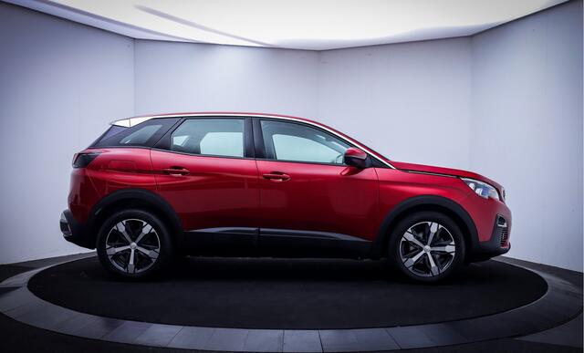 Peugeot 3008 1.2T Aut. ALLURE CAMERA | CARPLAY | NAVI | CLIMA | CRUISE | LMV 18''