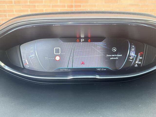 Peugeot 3008 1.2 PureTech Allure 130PK Automaat Leder Carplay