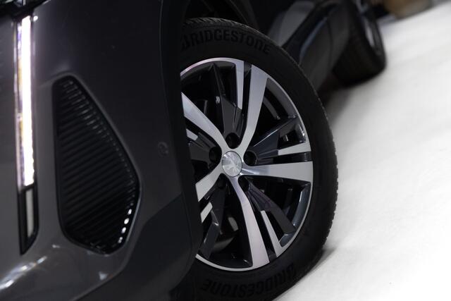 Peugeot 3008 3008 Hybrid 225 Allure | 360 Cam | Carplay | Keyless | Half Leer
