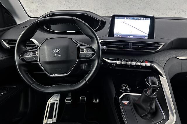 Peugeot 3008 1.2 PureTech Crossway | Camera | Half lederen bekleding | Navigatie