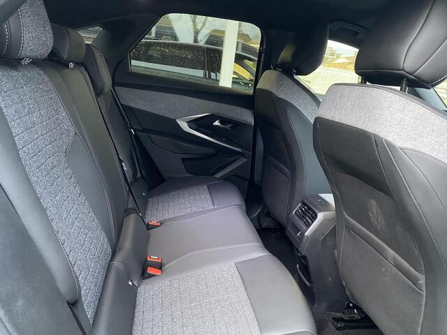 Peugeot 3008 1.2 Hybrid 145 Allure | 19'' velgen | Apple CarPlay/Android Auto | Achteruitrijcamera | Keyless | Climate | LED koplampen