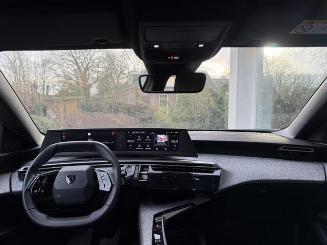 Peugeot 3008 1.2 Hybrid 145 Allure | Climate & Cruise Control | 7-Zitter | Achteruit Rijd Camera | AppleCarplay/ Android Auto |