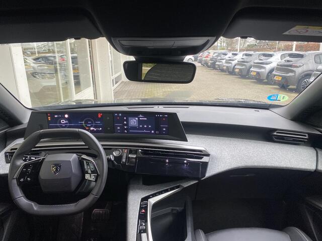 Peugeot 3008 1.2 Hybrid 145 Allure | 19'' velgen | | Apple CarPlay/Android Auto | Achteruitrijcamera | Keyless | Climate | LED koplampen