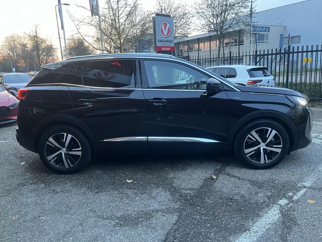 Peugeot 3008 1.6 HYbrid 225 GT // DODEHOEK // SCHUIF-KANTELDAK // ADAPTIV. CRUISE // ELEK. ACHTERKLEP // NAVI+CARPLAY // KEYLESS //