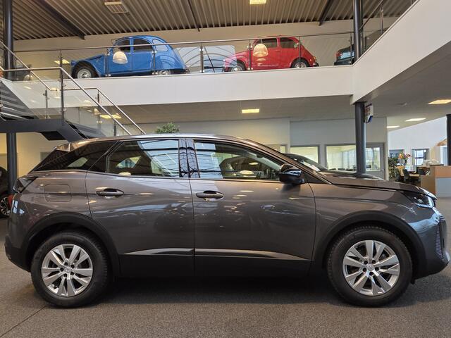 Peugeot 3008 1.2 PureTech Active Pack Business / Trekhaak / Carplay