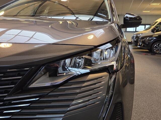 Peugeot 3008 1.2 PureTech Active Pack Business / Trekhaak / Carplay