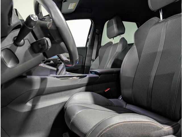 Peugeot 3008 GT 1.2 Turbo 130pk H6 | HANDSFREE A.KLEP | NAVI | CAMERA | 19" LM-VELGEN | ADAPTIVE CRUISE |