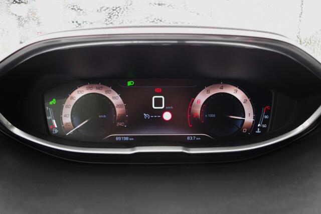 Peugeot 3008 1.2 PureTech 130 PK GT Line, Cruise Control, Navigatie, Carplay