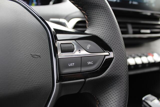 Peugeot 3008 1.6 HYbrid 225 GT | Panoramadak | All-season | BLIS | Adaptieve Cruise | Navigatie