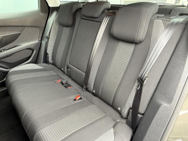 Peugeot 3008 BWJ 2020 1.2 131 PK Blue Lease Executive VIRTUAL COCKPIT | NAVI | CLIMA | CRUISE | BLUETOOTH | APPLE CARP. | ANDROID AUT. | LMV | PDC | | MULTIFUNCT. STUUR | ISOFIX | LMV 17 INCH