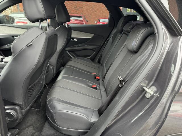 Peugeot 3008 1.6 HYbrid 225 GT // NAVI // CAMERA // CLIMA // ADAPTIVE CRUISE // DODEN HOEK SENSOR // STOELVERWARMING //