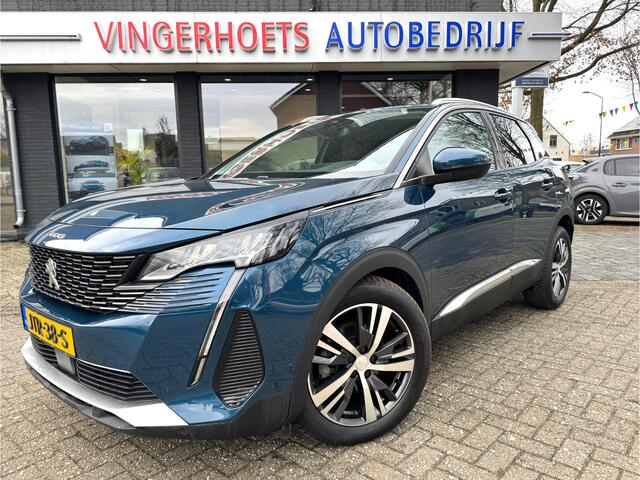 Peugeot 3008 130 Pk. * Automaat * Benzine Allure * Navigatie * 1/2 Lederen Interieur * Adpative Cruise Control * Achteruitrij Parkeer Camera * L.M.Velgen * Vingerhoets; Vierde Generatie Eersteklas Service. Al meer dan 100 jaar een begrip in de Brabantse Kempen.