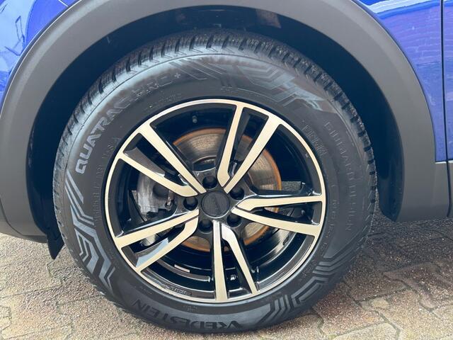 Peugeot 3008 1.2 PureTech Executive navi,camera.leder,stoel verwarming