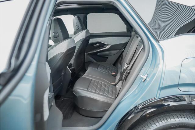 Peugeot 3008 e-3008 GT Avantage 210 73 kWh Warmtepomp Stuur & Stoelverw Leder
