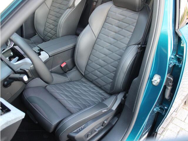 Peugeot 3008 e-3008 Launch Edition 325pk Dual Motor 73 kWh | Camera/Leder/4WD/Focal