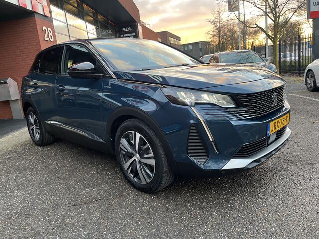 Peugeot 3008 1.6 HYbrid 225 Allure 1e EIGENAAR // UNIEK 7500KM!!!! // DODEHOEK // HALF LEDER // CAMERA+SENSOREN // NAVI+CARPLAY // CRUISE // CLIMA //