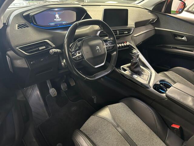 Peugeot 3008 1.2 PureT. Première | Trekhaak | Panoramadak | Camera