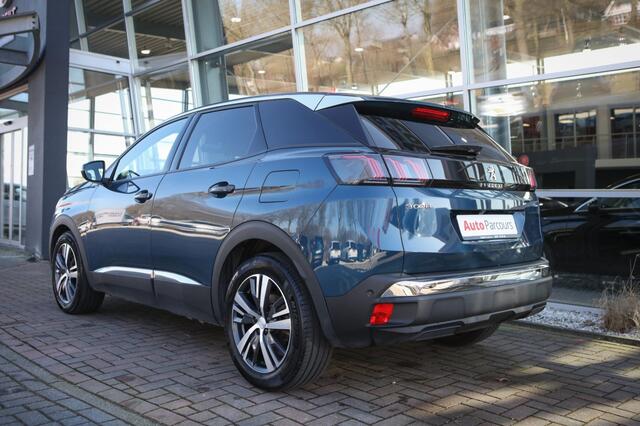 Peugeot 3008 Hybrid | 180 PK | Cruise Control | Navigatie |
