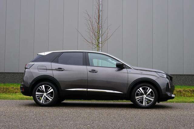 Peugeot 3008 1.6 HYbrid 225 Allure in Topstaat |BTW auto |Trekhaak |Full-LED koplampen |Camera |Cruise |Navi |Carplay |Parkeersensoren |Automaat |1e eigenaar