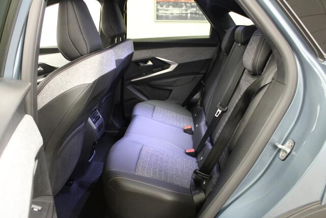 Peugeot 3008 1.2 Hybrid 136 Allure