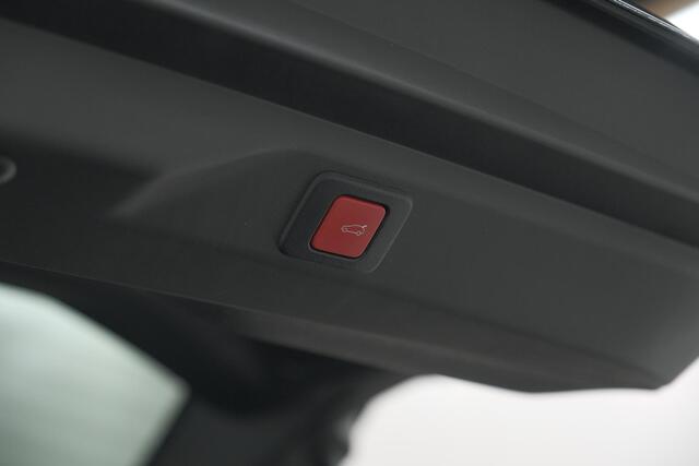 Peugeot 3008 1.2 Hybrid 145 GT | Pack Winter | Camera | Adaptieve Cruise Control | Elektrische Kofferklep