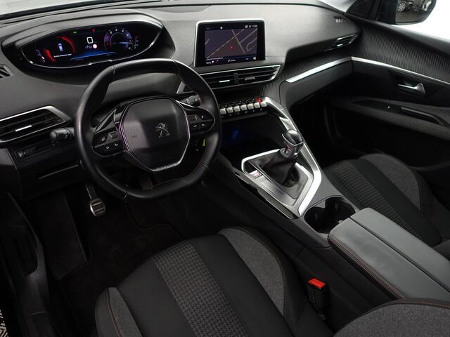 Peugeot 3008 1.2 PureTech Allure- Nap 112dkm, Carplay, Android Auto, 360 Camera, Xenon Led, Carbon