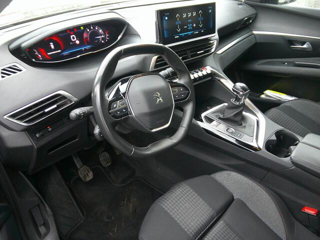 Peugeot 3008 1.2 PureTech Blue Lease Active