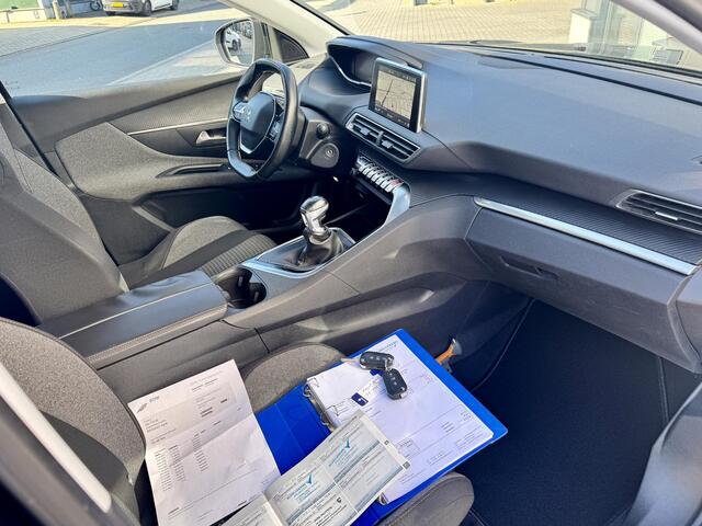 Peugeot 3008 1.2/ 131 PK Active LED/ Navi/ PDC/ Camera/ Nieuwe Riem / 2e eigenaar
