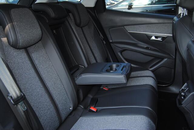 Peugeot 3008 1.6 e-THP GT Line | Carplay| Camera | Achterklep elec| Automaat