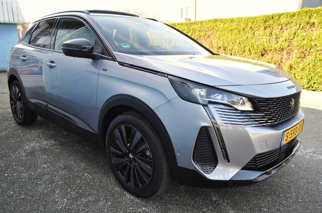 Peugeot 3008 1.2 GT Aut blackline Schd trh nav key-less