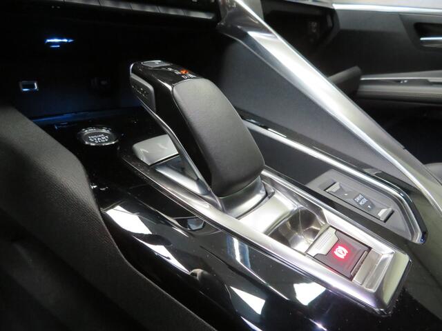 Peugeot 3008 1.6 HYbrid GT P.Bns