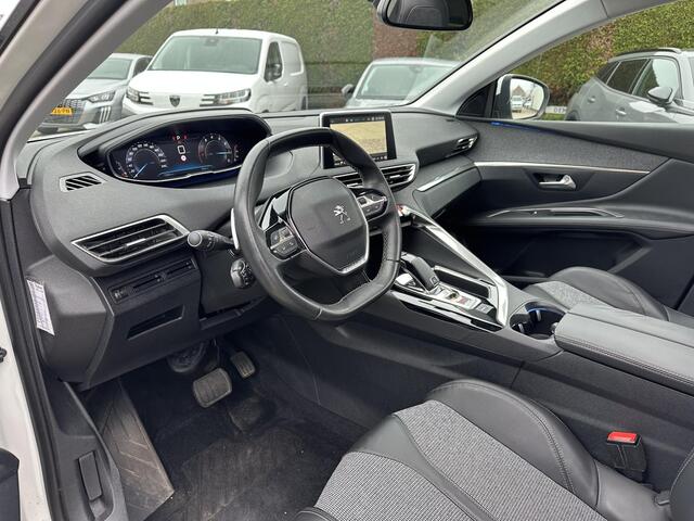 Peugeot 3008 1.2 Turbo 130 PK Allure Automaat | 1e Eiegnaarsauto met slechts 70.650 KM | Glazen Schuif-Kantel Panoramdak | Navigatie | Climate Control | Camera | LED Dagrijverlichting | DAB+ Radio | Cruise Control | Hoge Zitpositie | Digitaal Dashboard | Parkeersensor