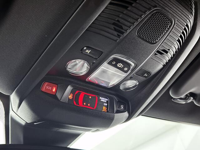 Peugeot 3008 Plug-in Hybrid 180 pk Allure | Rijklaar | Adaptive cc |