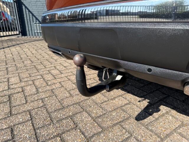 Peugeot 3008 1.6 e-THP GT Line 165PK - PANO-TREKHAAK