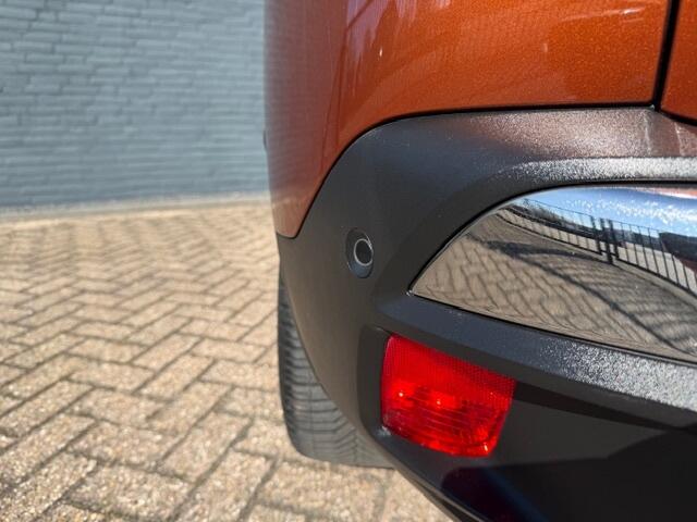 Peugeot 3008 1.6 e-THP GT Line 165PK - PANO-TREKHAAK