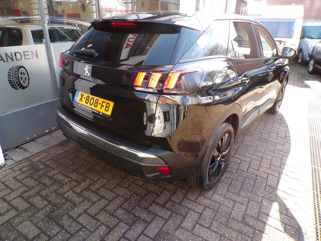 Peugeot 3008 1.2 Automaat PureTech Black Line NW APK,AIRCO,NAVI,LMV!