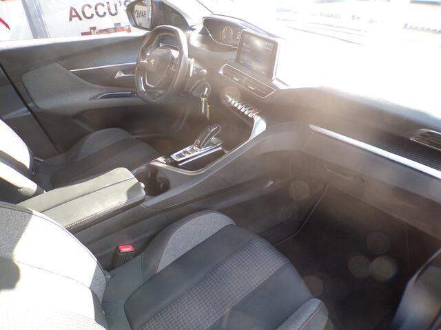 Peugeot 3008 1.2 Automaat PureTech Black Line NW APK,AIRCO,NAVI,LMV!
