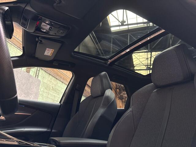 Peugeot 3008 1.2 PureTech GT-Line Automaat (PANORAMADAK, APPLE CARPLAY, 360 CAMERA, LEDER, KEYLESS, GETINT GLAS, ELEK ACHTERKLEP, SFEERVERLICHTING, NIEUWSTAAT)